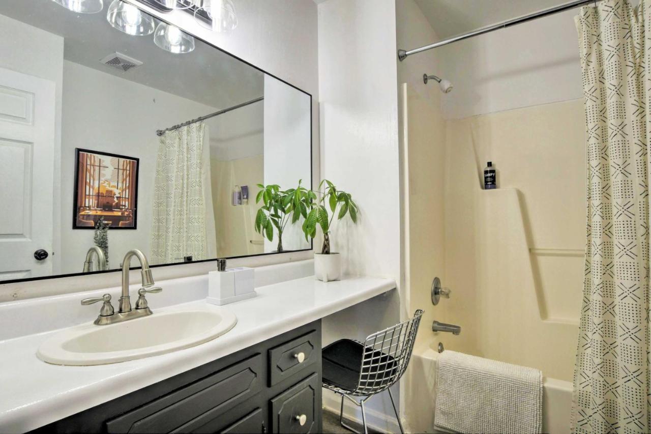 Home With Outdoor Oasis In Downtown Raleigh! Esterno foto